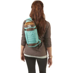 Kelty Spur 9L Sling Pack | Latigo Bay 19 Kelty Spur 9L Sling Pack | Latigo Bay -Kelty Sales Store KL17 Spur LatigoBay onbodyback1