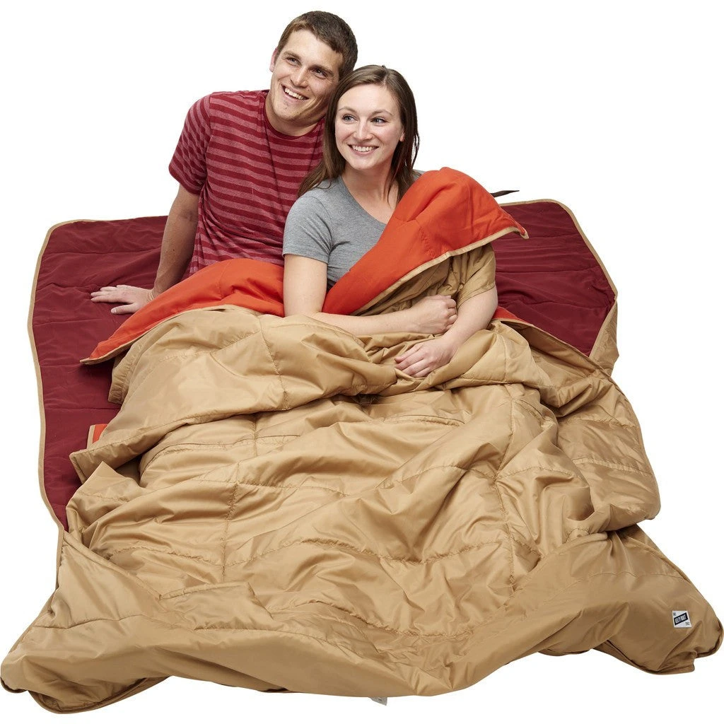 Kelty Shindig Blanket | Canyon Brown/Garnet Red/Lava 7 Kelty Shindig Blanket | Canyon Brown/Garnet Red/Lava - Image 7
