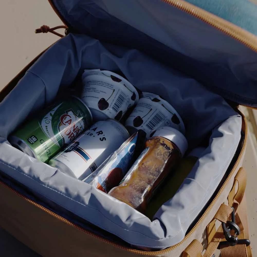 Kelty 28L Folding Cooler - Dull Gold/Deep Teal 5 Kelty 28L Folding Cooler - Dull Gold/Deep Teal - Image 5