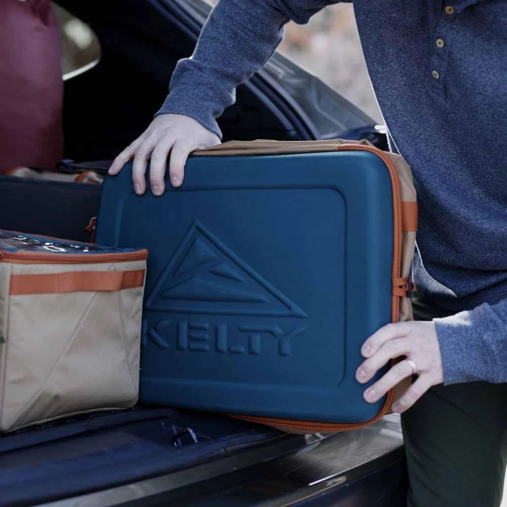 Kelty 28L Folding Cooler - Dull Gold/Deep Teal 6 Kelty 28L Folding Cooler - Dull Gold/Deep Teal - Image 6