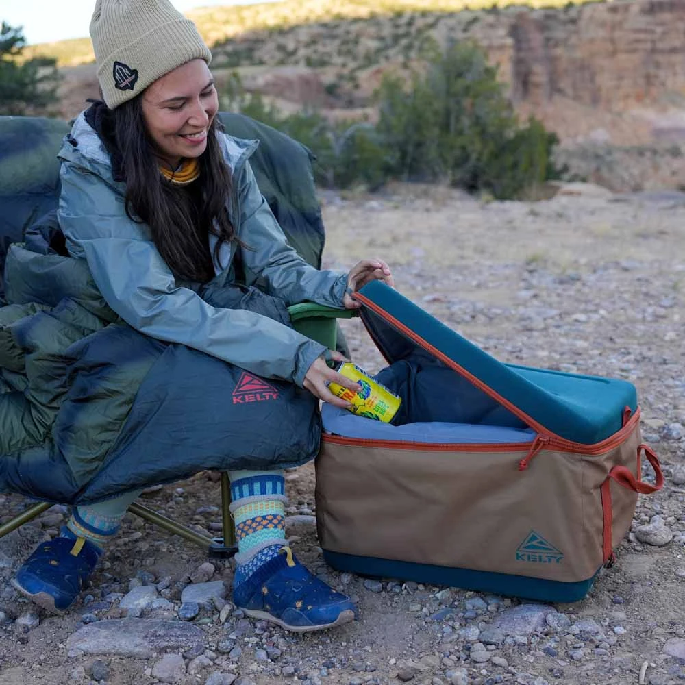 Kelty 28L Folding Cooler - Dull Gold/Deep Teal 8 Kelty 28L Folding Cooler - Dull Gold/Deep Teal - Image 8