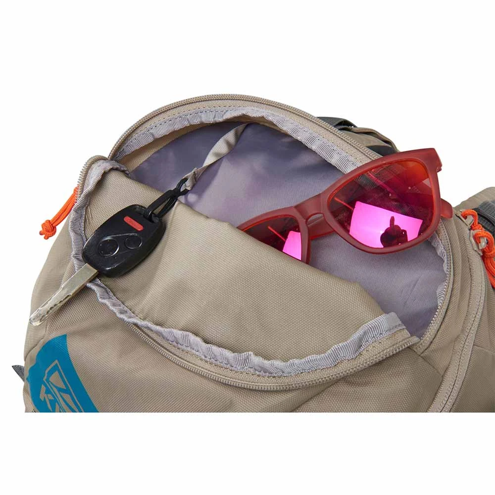 Kelty Redwing 36L Daypack - Duck Green/Burnt Olive 7 Kelty Redwing 36L Daypack - Duck Green/Burnt Olive - Image 7